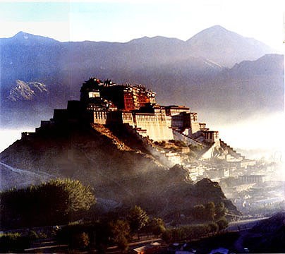 ktt_29.3_tay_tang1.jpg