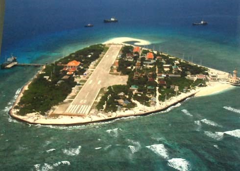 Sân bay trên đảo Trường Sa (Việt Nam).-4.jpg