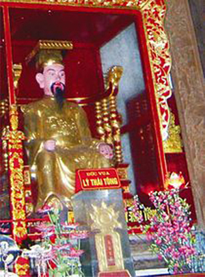 Tượng Lý Thái Tông tại đền Lý Bát Đế..jpg